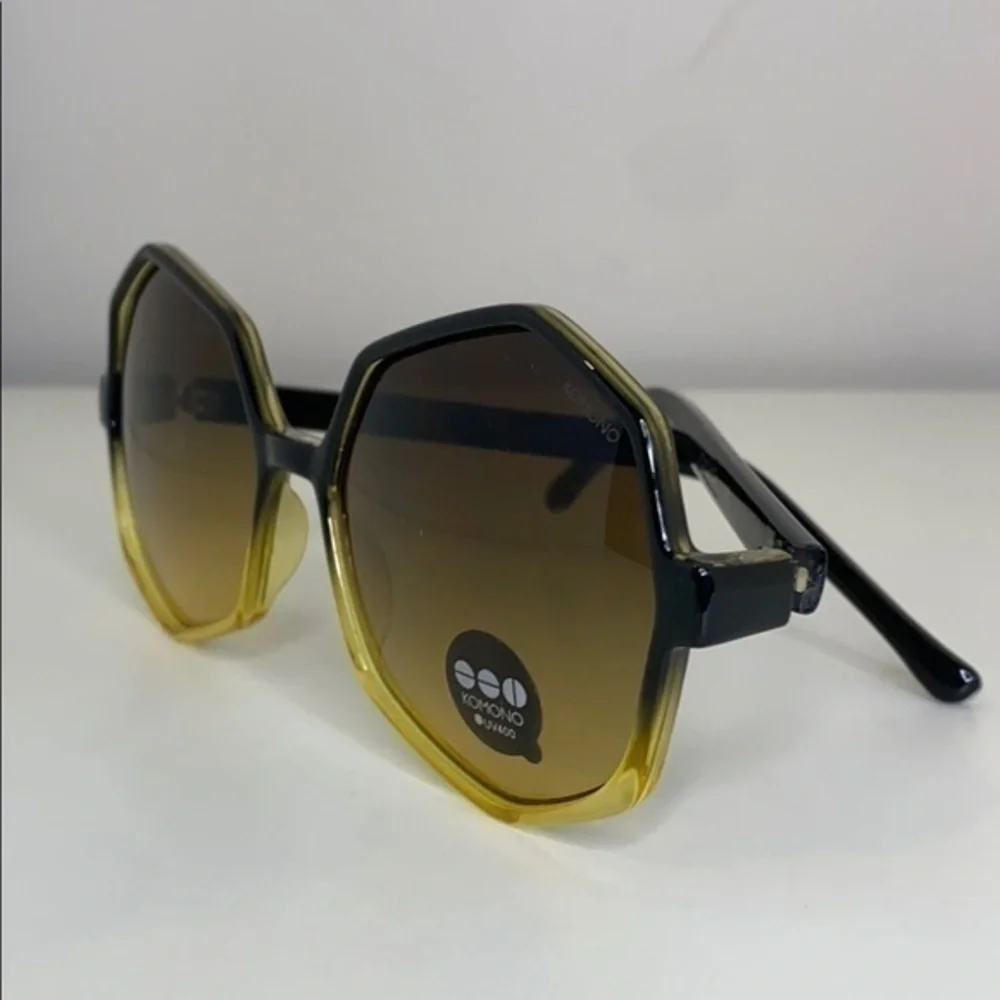 Komono Sunglasses NEW The Bonnie Oversized Geometric Gradient Black Yellow